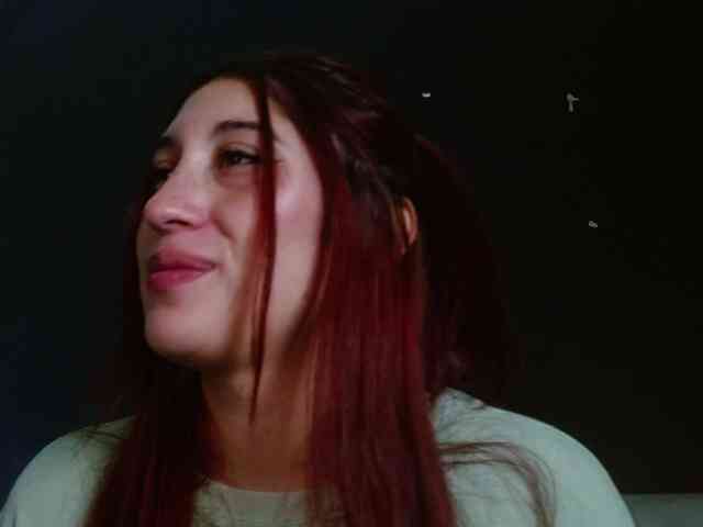 Red-moonn webcam