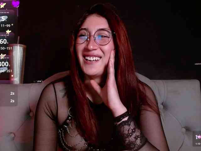 Red-moonn webcam