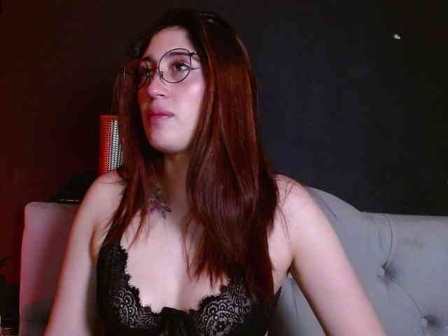 Red-moonn webcam