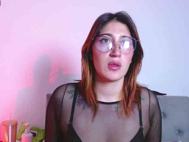 Red-moonn webcam