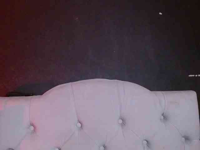 Red-moonn webcam