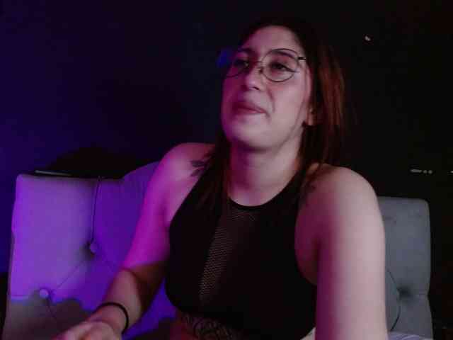 Red-moonn webcam
