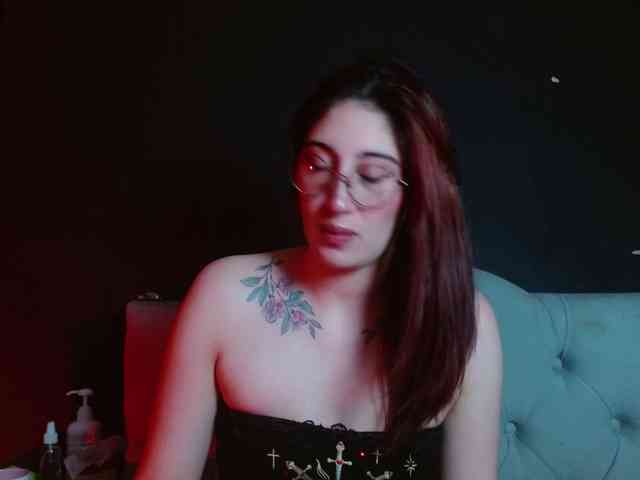 Red-moonn webcam