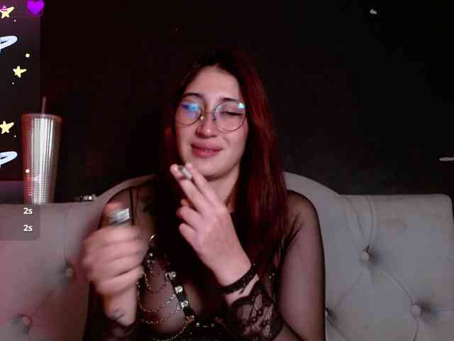 Red-moonn webcam