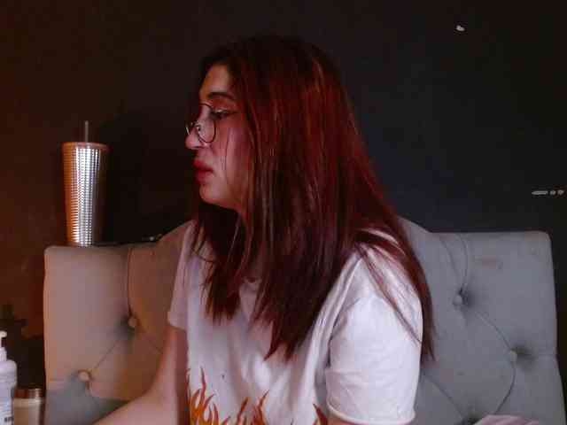 Red-moonn webcam