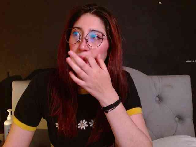 Red-moonn webcam