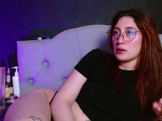 Red-moonn webcam