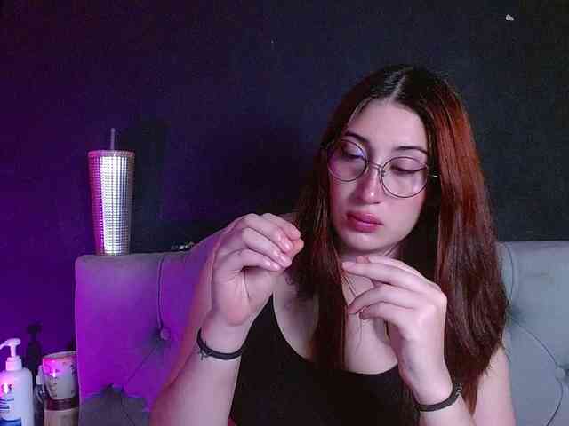 Red-moonn webcam