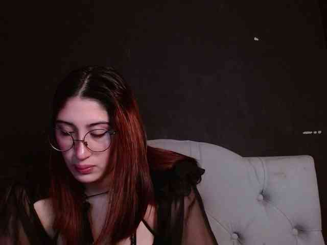 Red-moonn webcam