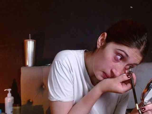 Red-moonn webcam