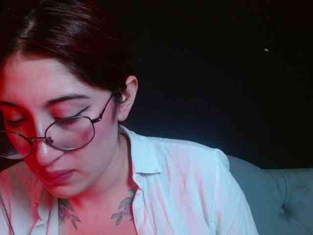 Red-moonn webcam