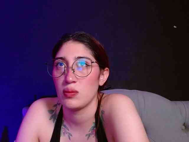 Red-moonn webcam