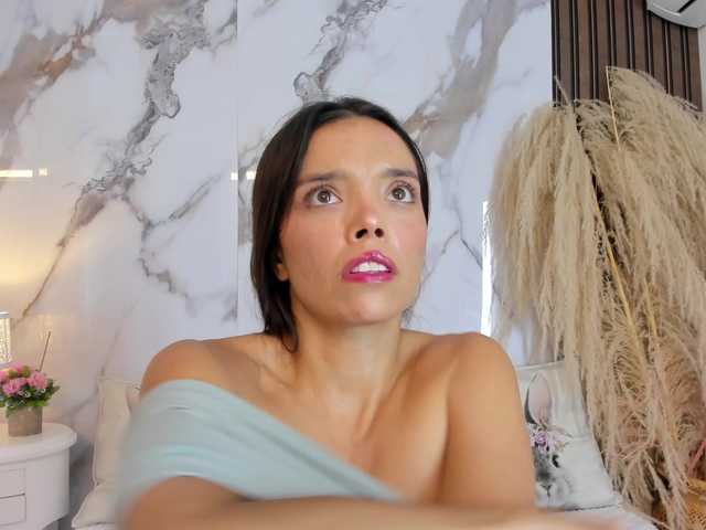 hannahill69 live cam on BongaCams