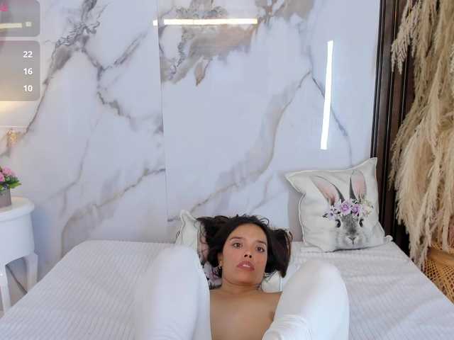 hannahill69 live cam on BongaCams