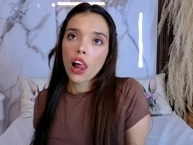 hannahill69 live cam on BongaCams