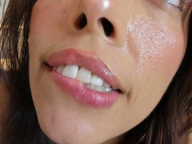 hannahill69 live cam on BongaCams