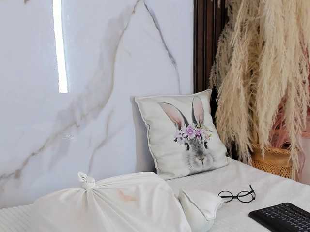 hannahill69 live cam on BongaCams
