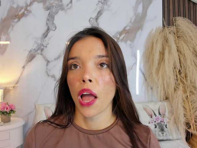 hannahill69's BongaCams show and profile