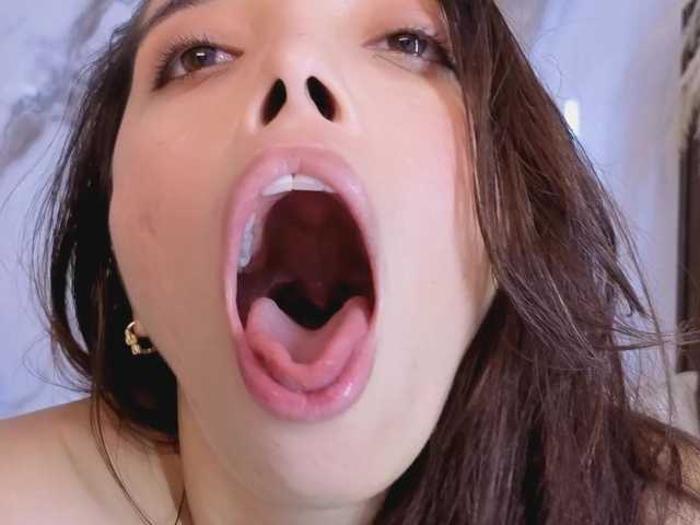 hannahill69 live cam on BongaCams
