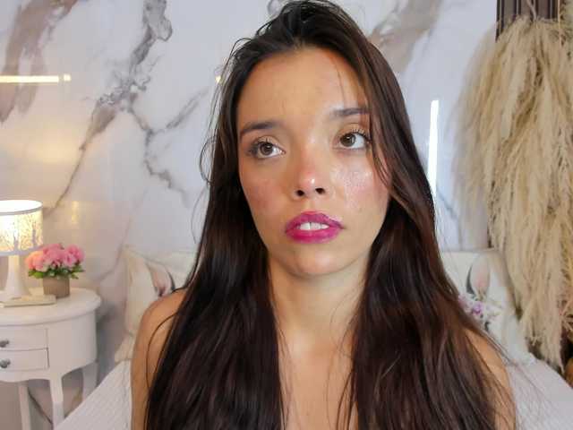 hannahill69's BongaCams show and profile