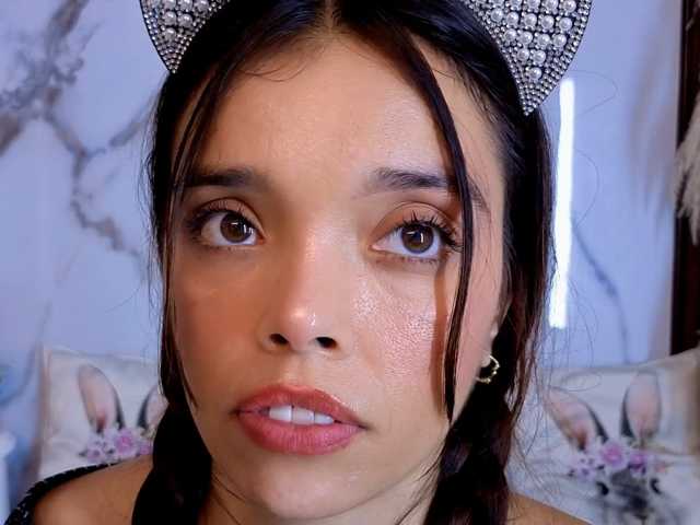 hannahill69 live cam on BongaCams