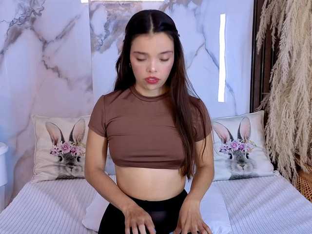 hannahill69 live cam on BongaCams