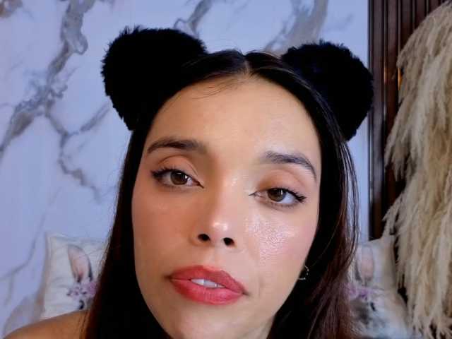 hannahill69 live cam on BongaCams