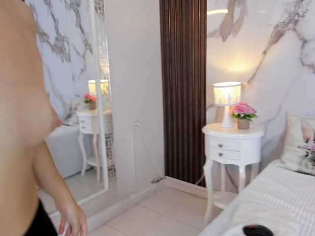 hannahill69 live cam on BongaCams