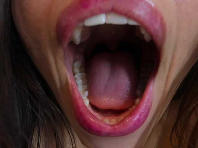 hannahill69 live cam on BongaCams