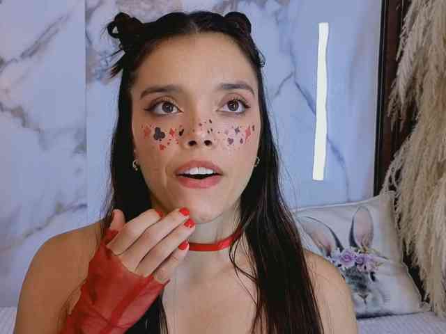 Modelo: hannahill69