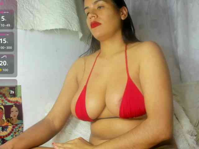 roxanahills_ webcam