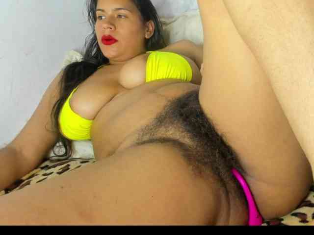 roxanahills_ webcam