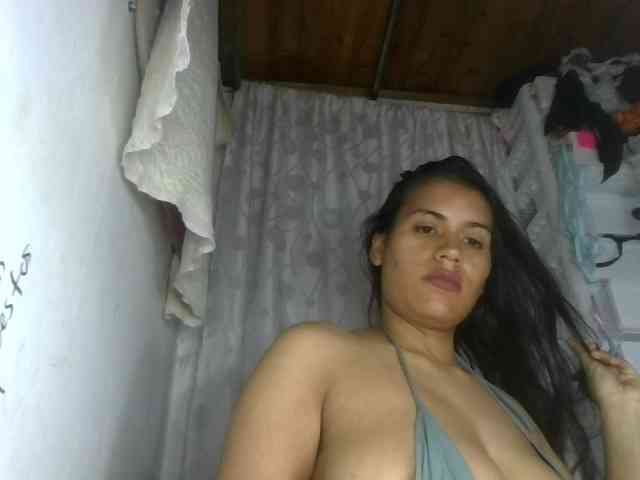 roxanahills_ webcam