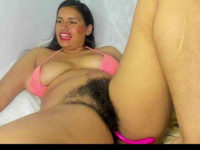 roxanahills_ webcam