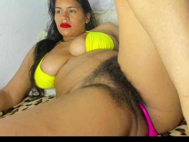 roxanahills_ webcam