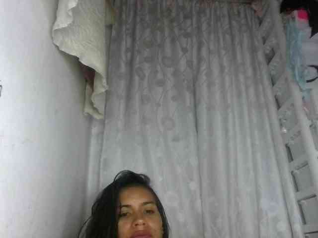 roxanahills_ webcam