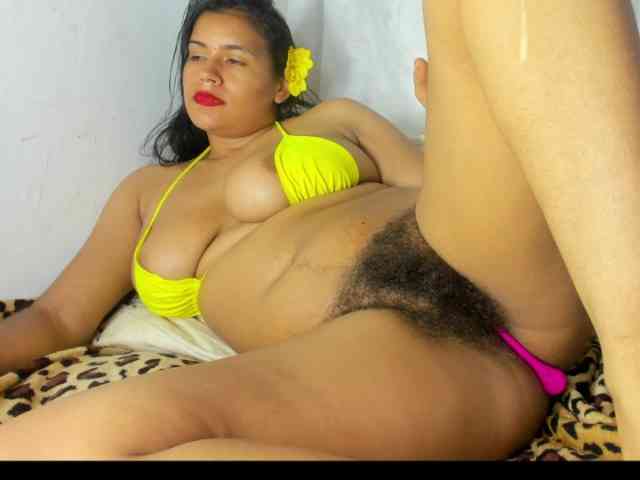 roxanahills_ webcam