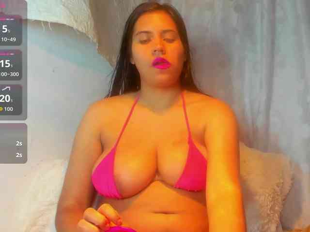 roxanahills_ webcam