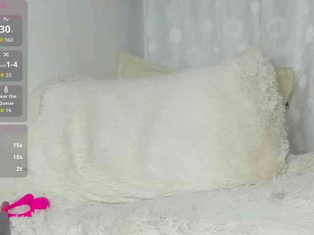 roxanahills_ webcam