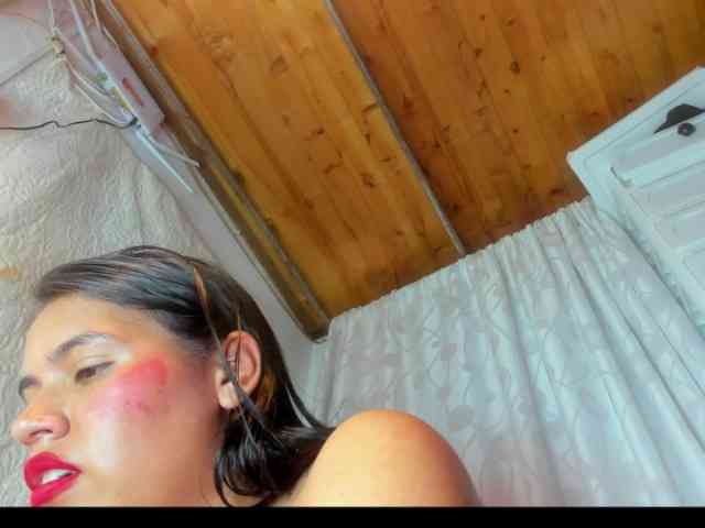 roxanahills_ webcam