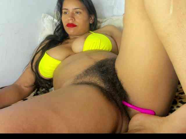 roxanahills_ webcam