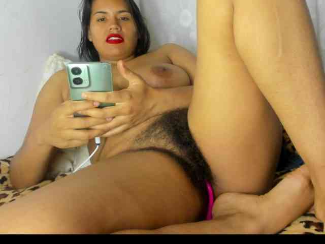 roxanahills_ webcam
