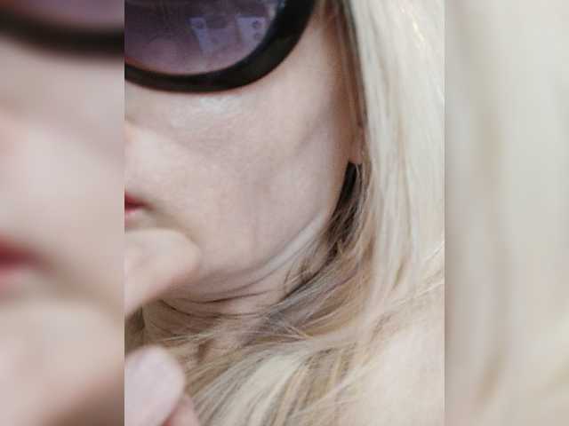 ElenCarr live webcam show
