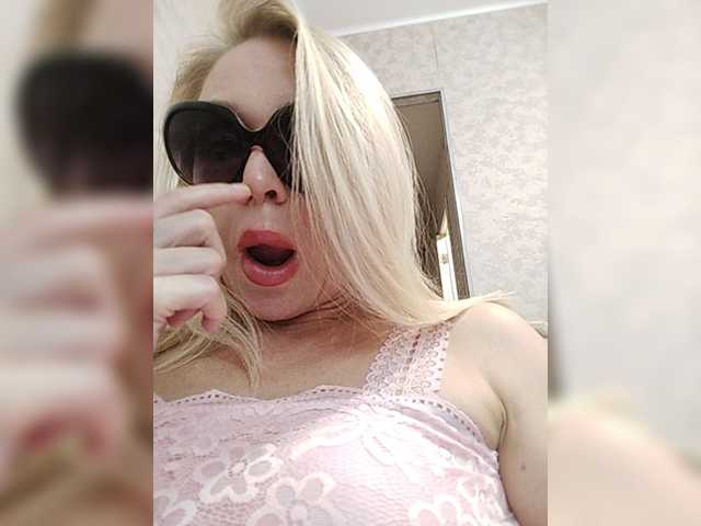 ElenCarr live webcam show