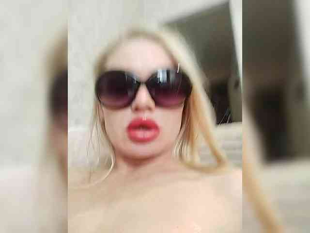Milka_Milf webcam