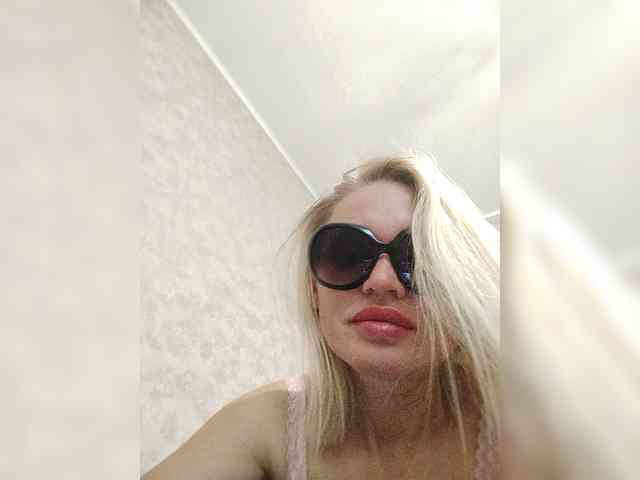 Milka_Milf webcam
