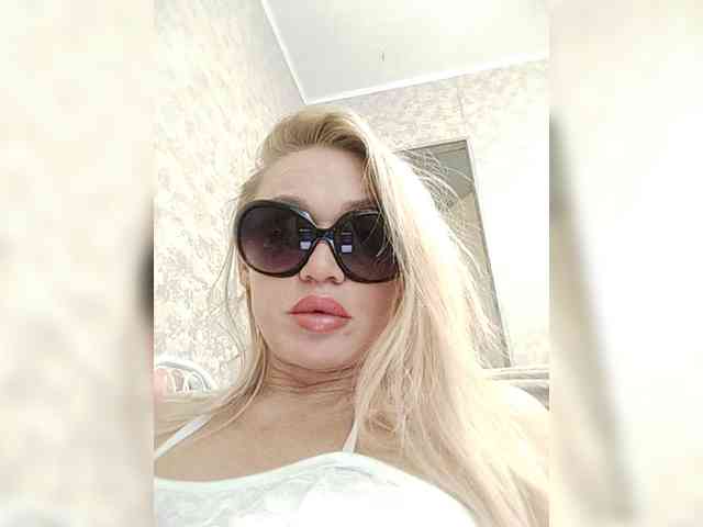 Milka_Milf webcam