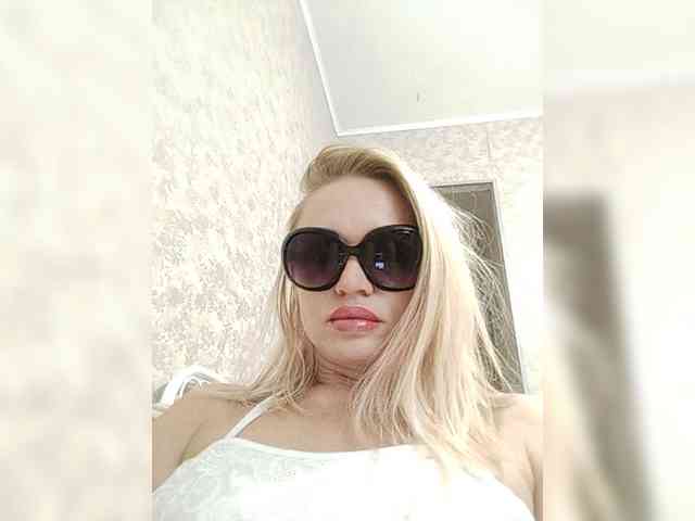 Milka_Milf webcam