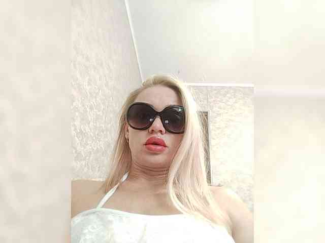 Milka_Milf webcam