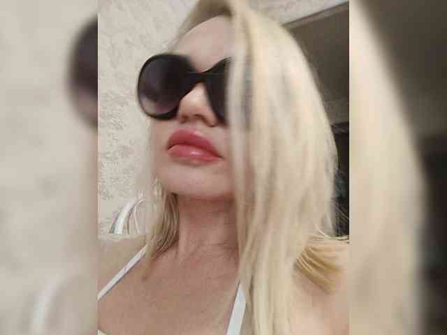 Milka_Milf webcam